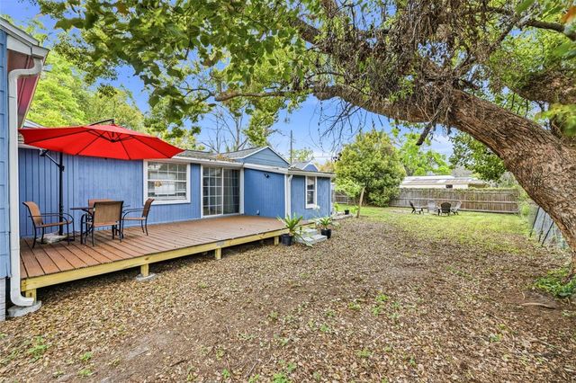 1300 E HENRY AVENUE, Tampa, FL 33604