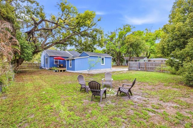 1300 E HENRY AVENUE, Tampa, FL 33604