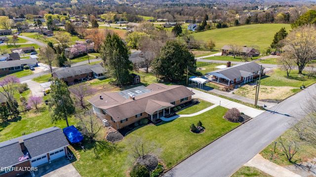 3904 Janice Drive, Knoxville, TN 37938