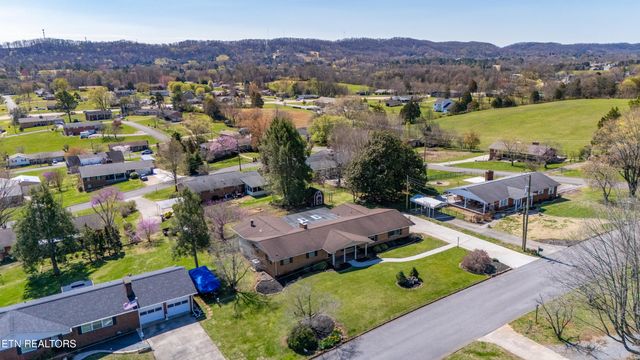 3904 Janice Drive, Knoxville, TN 37938