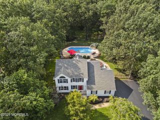 37 Green Tree Drive, Jackson, NJ 08527