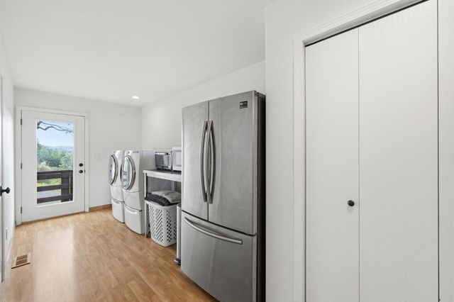 8421 Riverwood Dr, Placerville, CA 95667