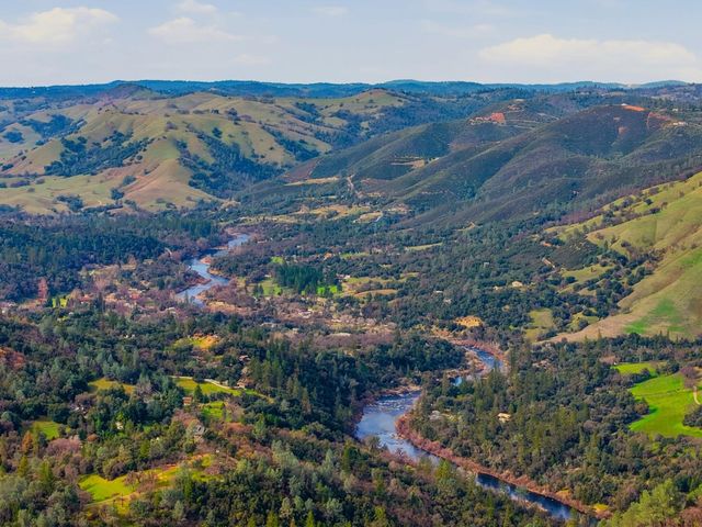 8421 Riverwood Dr, Placerville, CA 95667