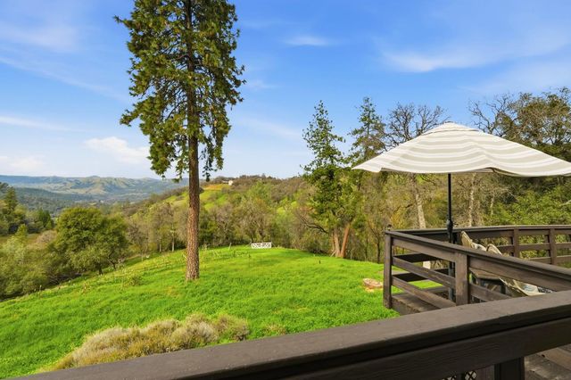 8421 Riverwood Dr, Placerville, CA 95667