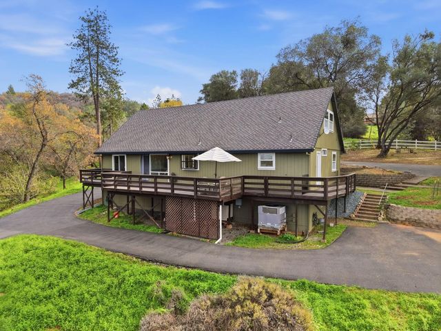 8421 Riverwood Dr, Placerville, CA 95667