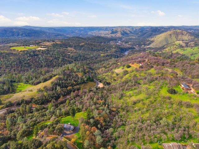 8421 Riverwood Dr, Placerville, CA 95667