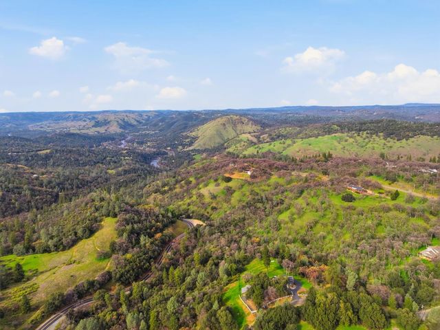 8421 Riverwood Dr, Placerville, CA 95667