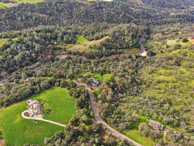 8421 Riverwood Dr, Placerville, CA 95667