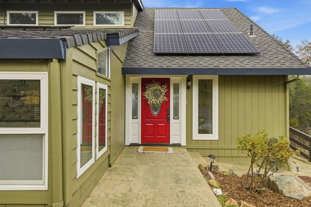 8421 Riverwood Dr, Placerville, CA 95667