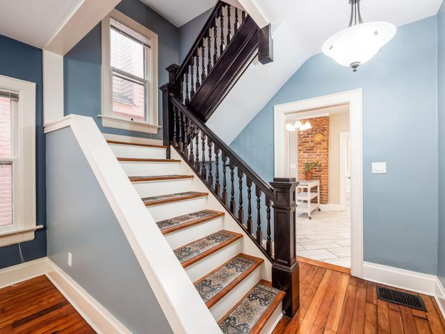 1285 Dennison Avenue, Columbus, OH 43201