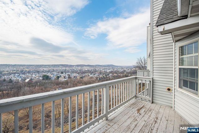 69 Amethyst Lane 283, Paterson, NJ 07501