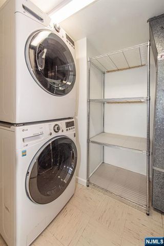 69 Amethyst Lane 283, Paterson, NJ 07501