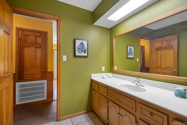 226 Clovis Road, Malvern, AR 72104