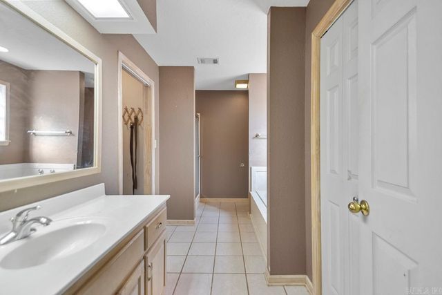 226 Clovis Road, Malvern, AR 72104