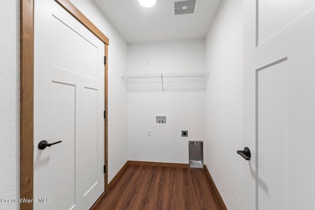 9065 W Swather Ave, Rathdrum, ID 83858