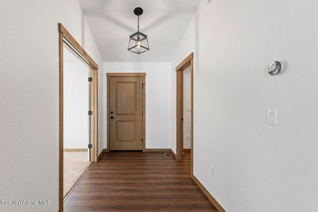 9065 W Swather Ave, Rathdrum, ID 83858