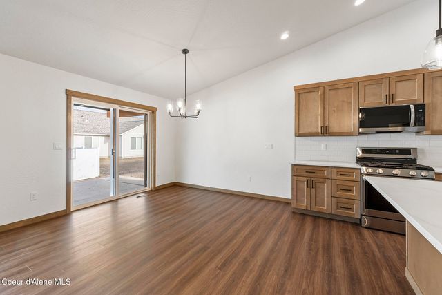 9065 W Swather Ave, Rathdrum, ID 83858