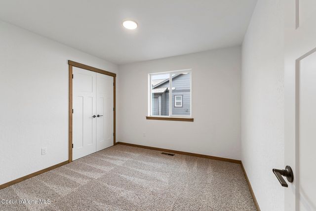 9065 W Swather Ave, Rathdrum, ID 83858