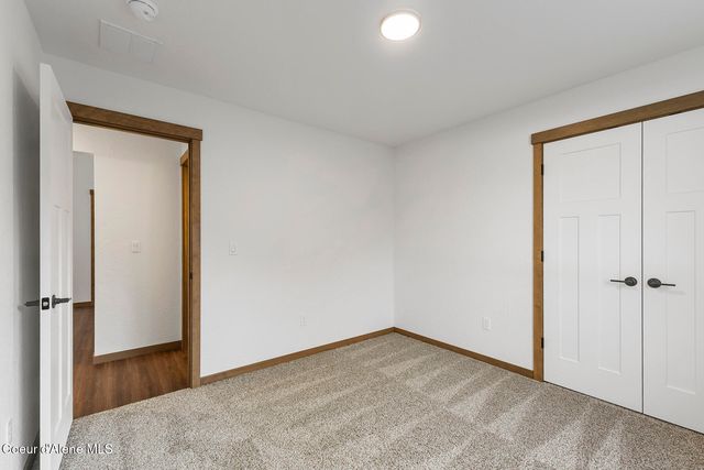 9065 W Swather Ave, Rathdrum, ID 83858