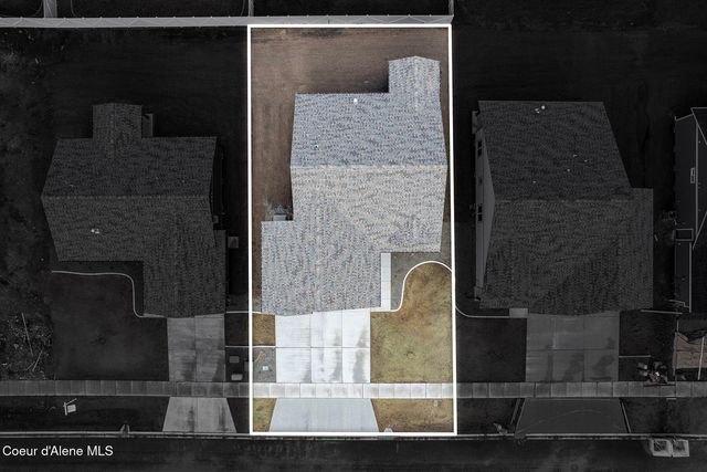 9065 W Swather Ave, Rathdrum, ID 83858