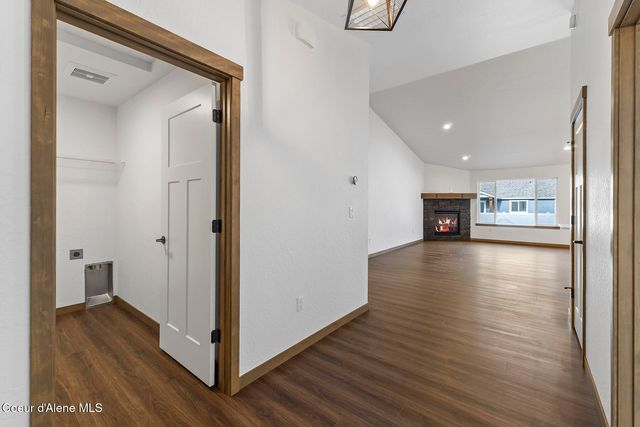 9065 W Swather Ave, Rathdrum, ID 83858