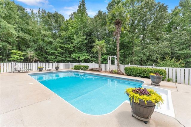 924 James Powers Road, Monroe, GA 30656