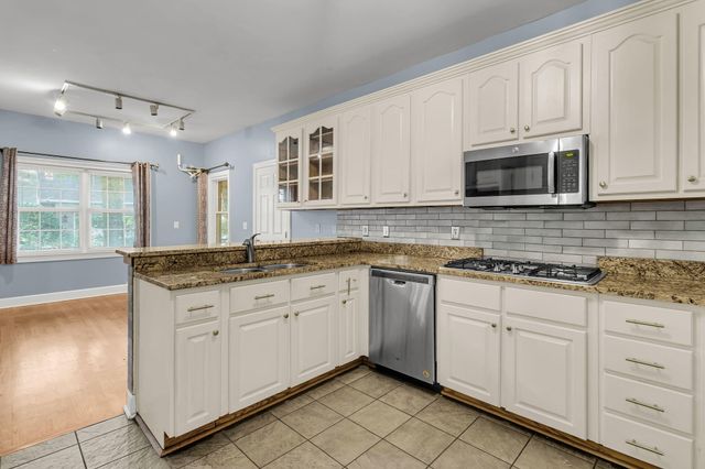 4201 Meadowbrook Court, North Charleston, SC 29420