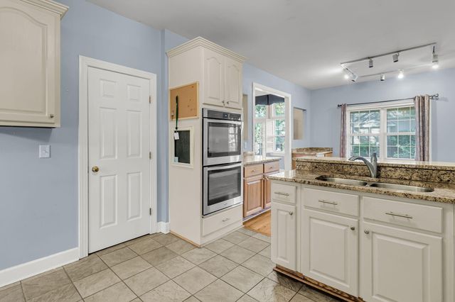 4201 Meadowbrook Court, North Charleston, SC 29420