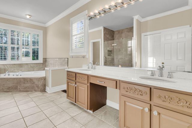 4201 Meadowbrook Court, North Charleston, SC 29420