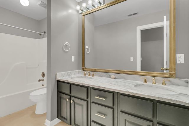 4201 Meadowbrook Court, North Charleston, SC 29420