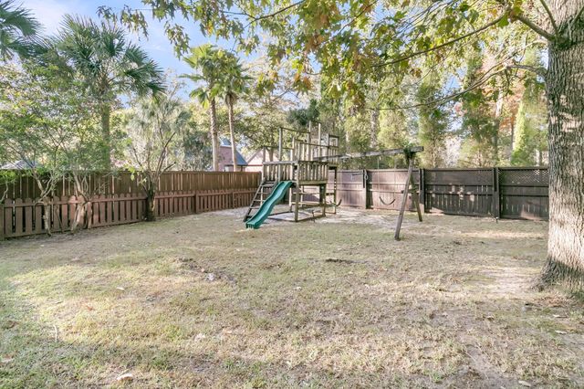 4201 Meadowbrook Court, North Charleston, SC 29420