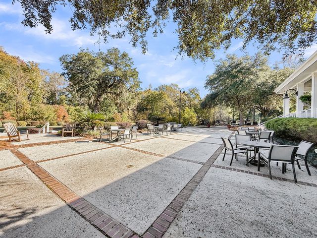 4201 Meadowbrook Court, North Charleston, SC 29420