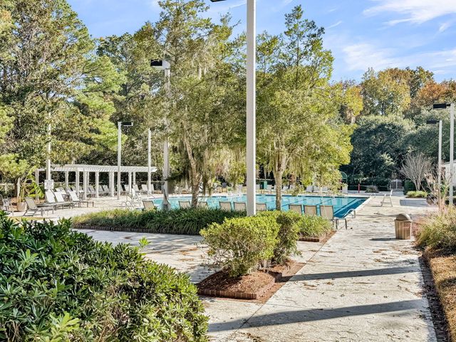 4201 Meadowbrook Court, North Charleston, SC 29420