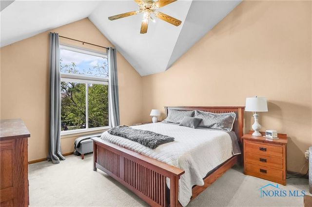 2062 Lexington Drive, Perrysburg, OH 43551