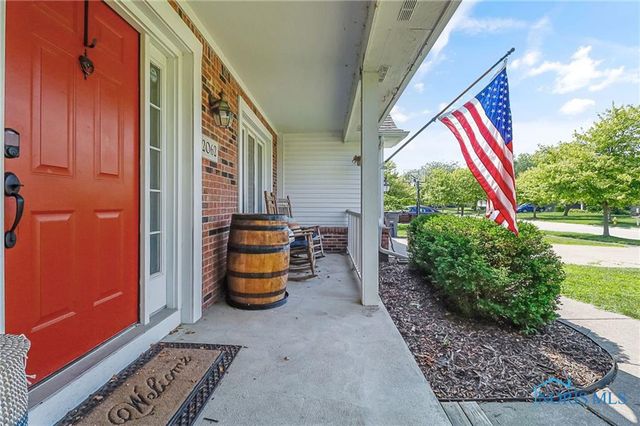 2062 Lexington Drive, Perrysburg, OH 43551