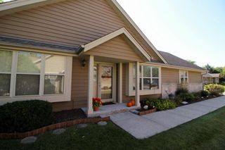 N24W24030 Brandon Oaks DRIVE #A, Pewaukee, WI 53072