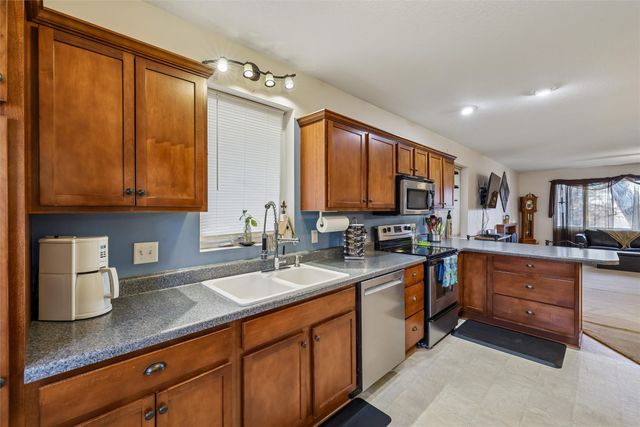 2000 SW 1st Street, Des Moines, IA 50315