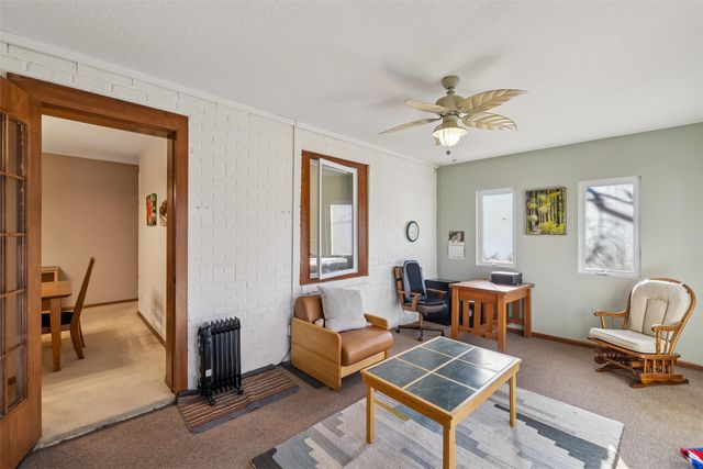 2000 SW 1st Street, Des Moines, IA 50315