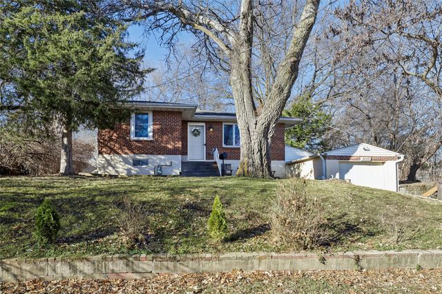 2000 SW 1st Street, Des Moines, IA 50315