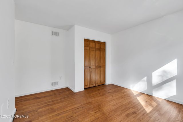 5 Indiana Court A, Matawan, NJ 07747