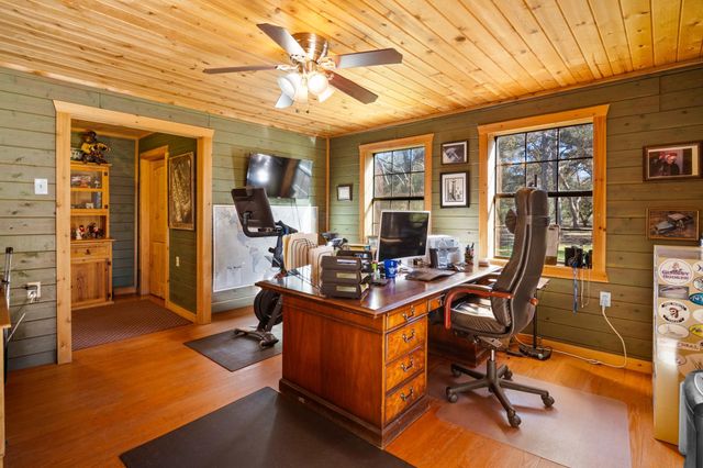 1465 County Road 401, Edna, TX 77957