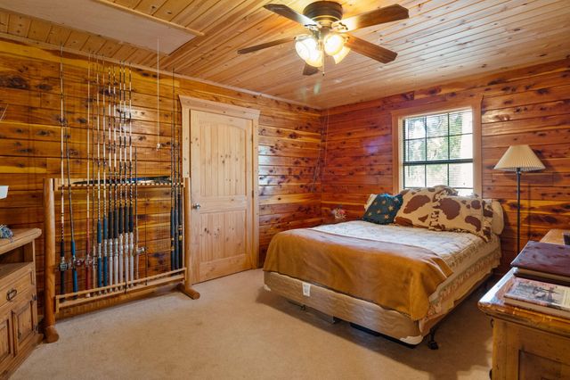 1465 County Road 401, Edna, TX 77957