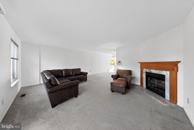 8 O ROURKE CT, Newark, DE 19702