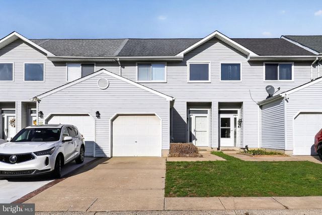 8 O ROURKE CT, Newark, DE 19702