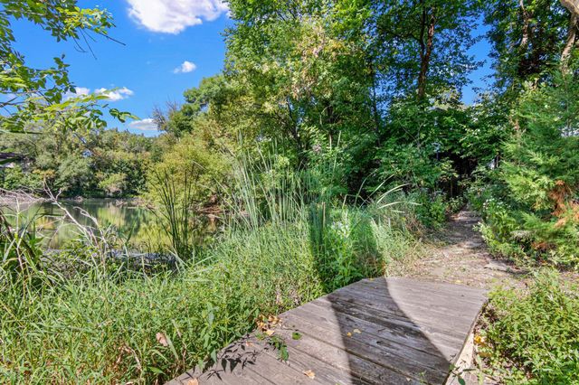 1911 Serendipity Court, New Brighton, MN 55112