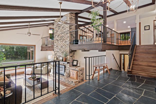 1911 Serendipity Court, New Brighton, MN 55112