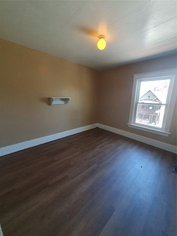 222 POPLAR Street, Erie, PA 16507