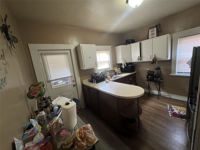 222 POPLAR Street, Erie, PA 16507