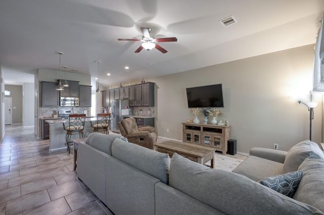 7329 Masquerade Lane, Conroe, TX 77304