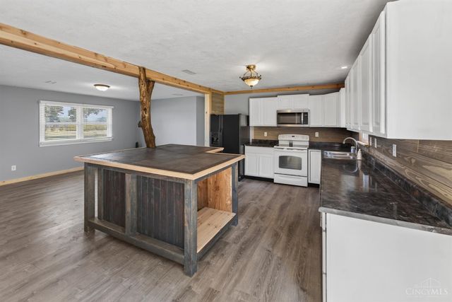 16103 Moon Road, Green Twp, OH 45154